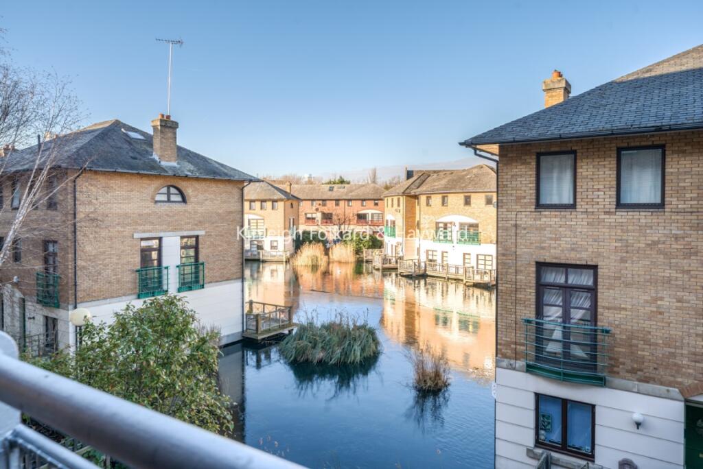 a5a82b1f-6e0c-478d-a