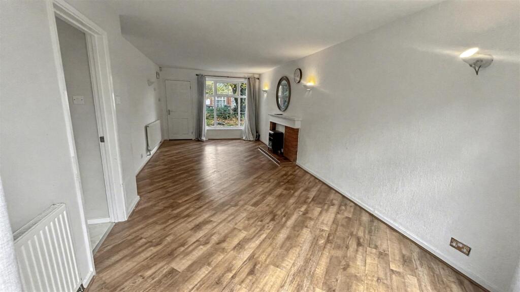 Open Plan Living/Dining Room
