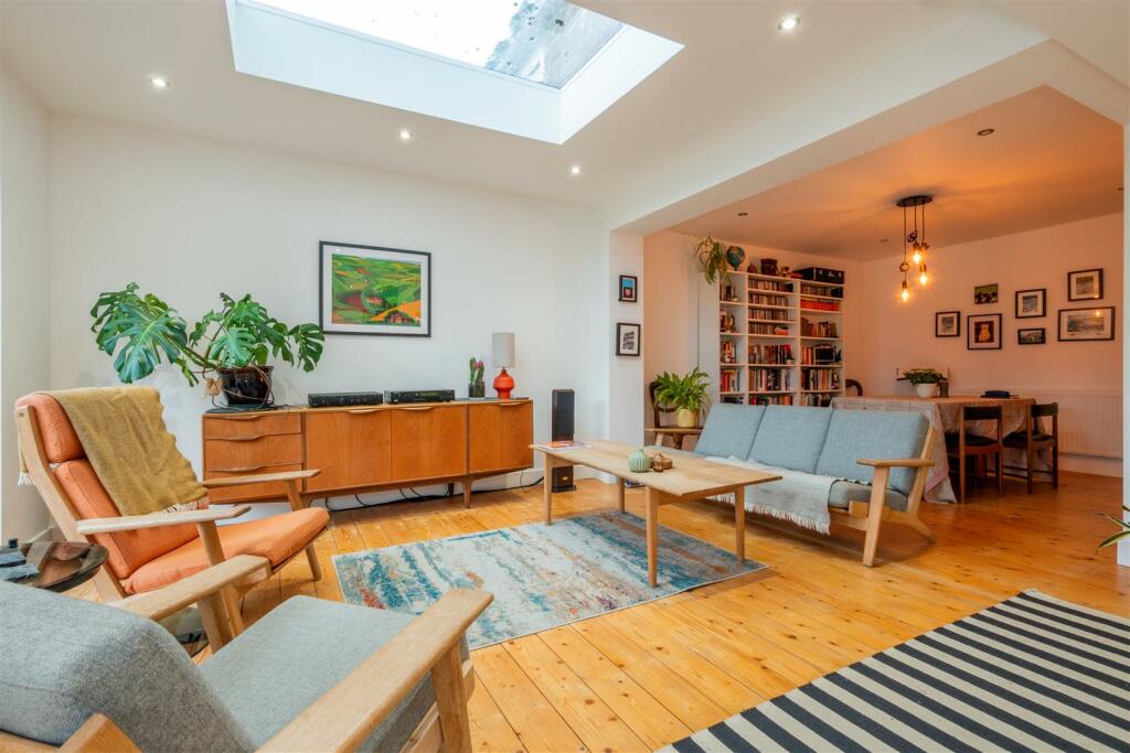 Open Plan Living Dining Kitchen