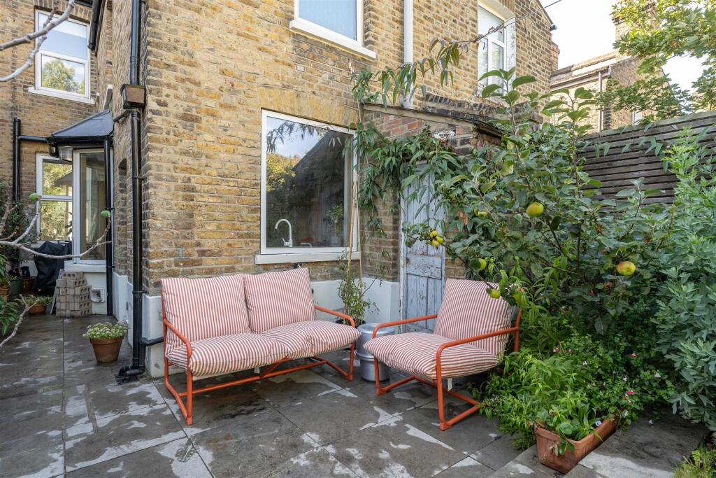 Garden-3.jpg