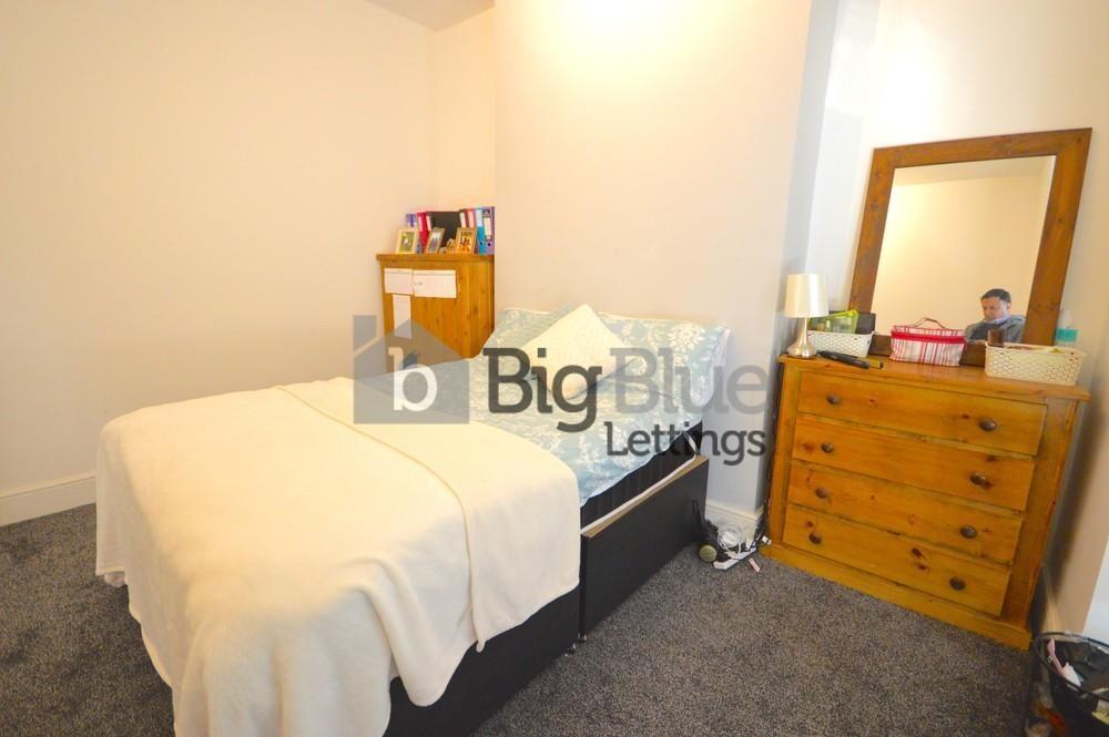 Cozy and well-maintained single bedroom featuri...