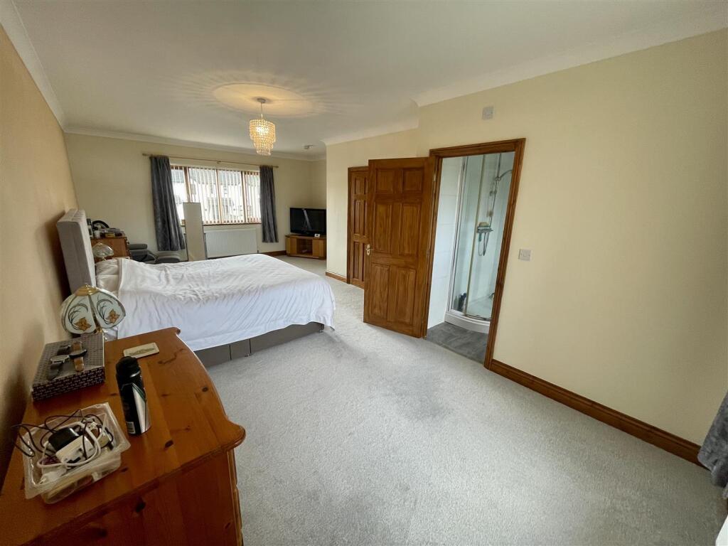 Side bedroom 2nd angle.jpeg