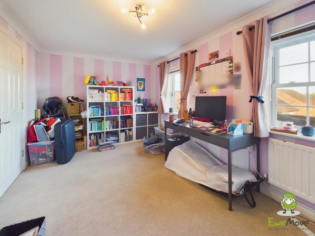 EweMove Basingstoke Rockbourne Road Bedroom 3