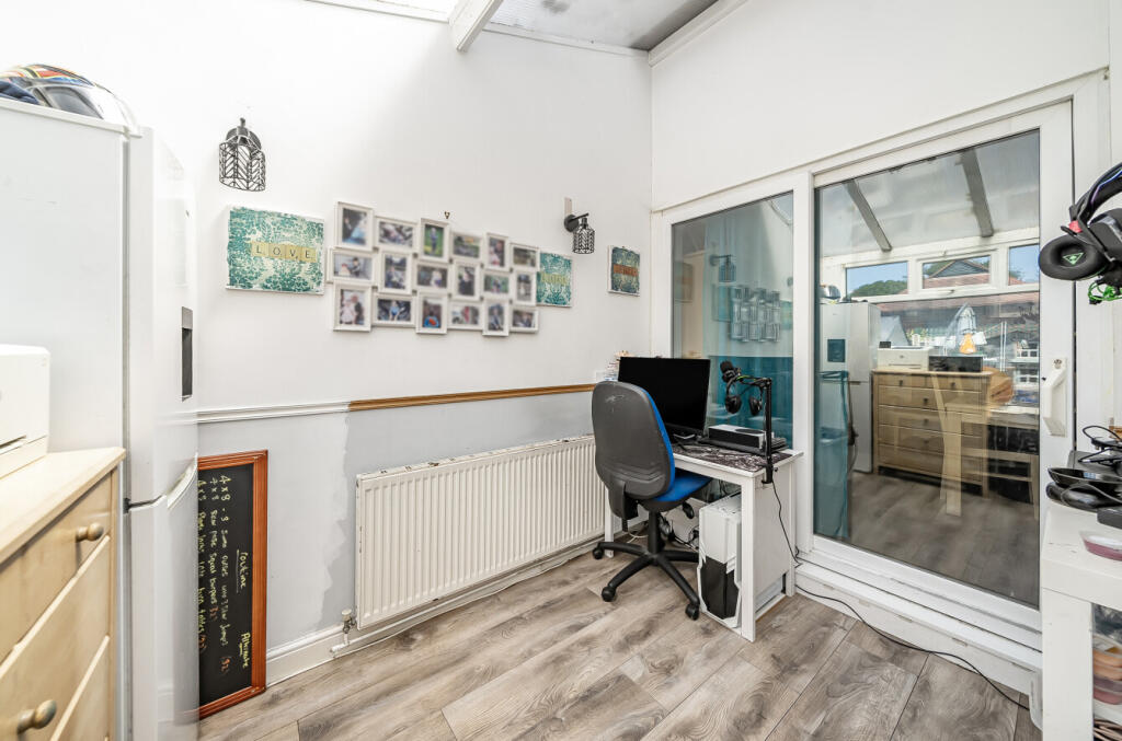 1321379-20-686d5f...