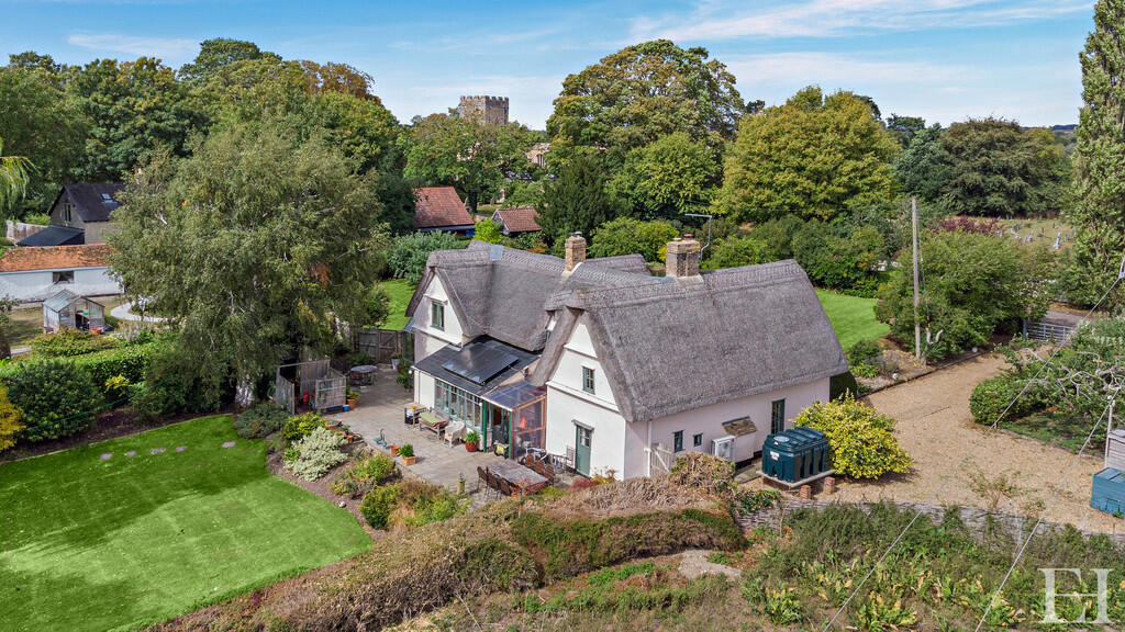 8661667-exteriorW...