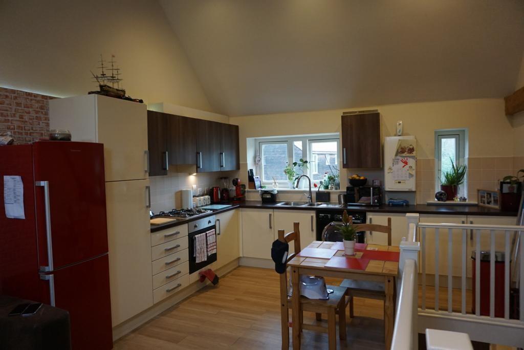Kitchen/dining ar...