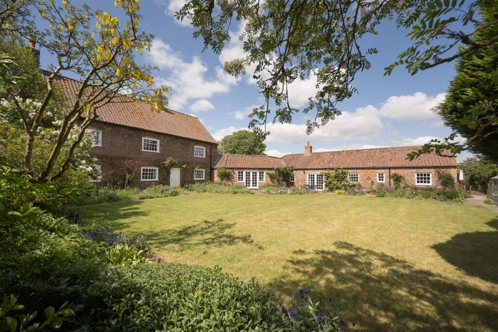 Broadlands Farm &amp; Cottage Annex