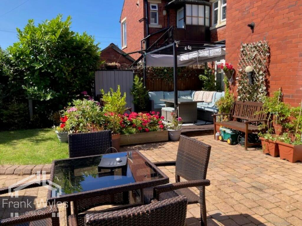 NEW GARDEN PHOTO2