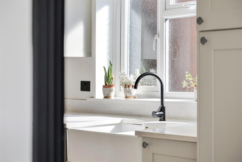 SANDLANDS ROAD, 71 (21).jpg