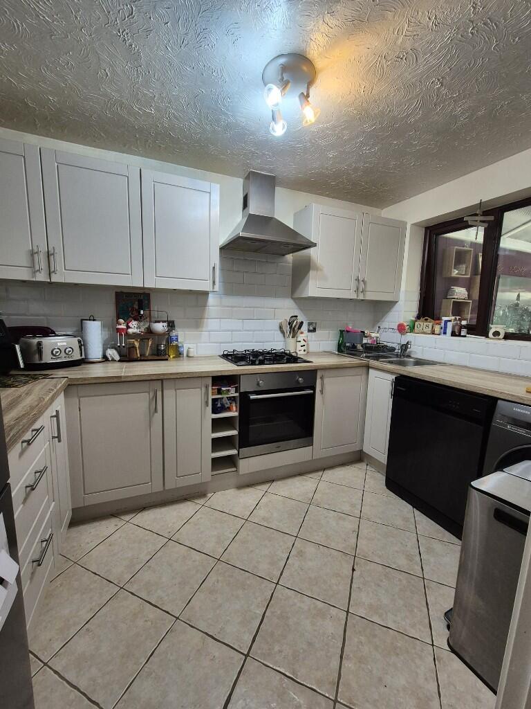 Monarch Close, Basingstoke, Hampshire, RG22