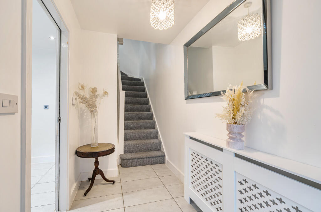 1373053-1-6908c62...