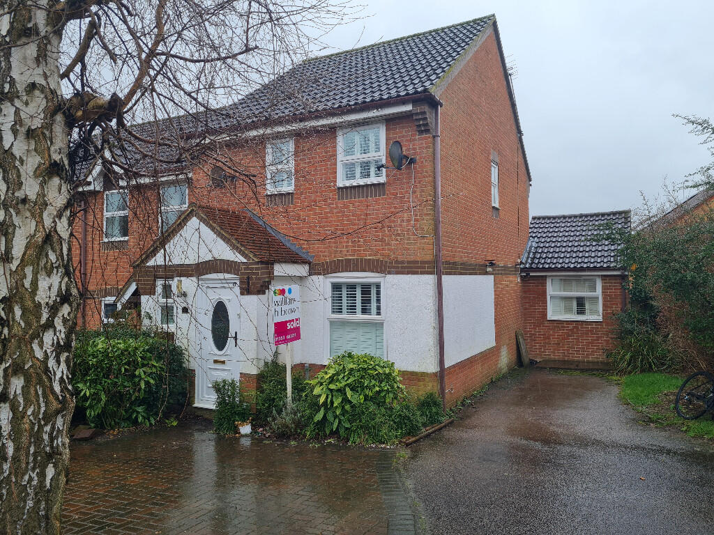 De La Haye Close, Papworth Everard CB23 3UU