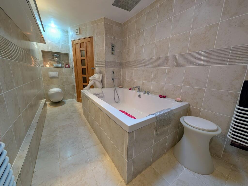 Ground Floor Bathroom