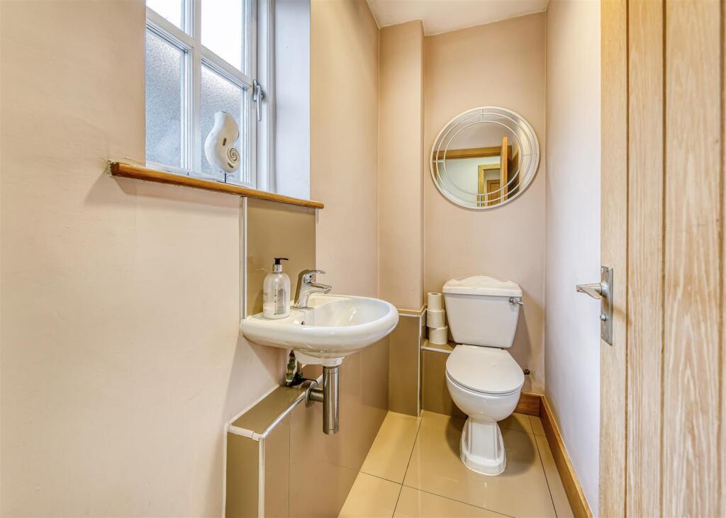 6 Engleton Lane-cloaks.jpg