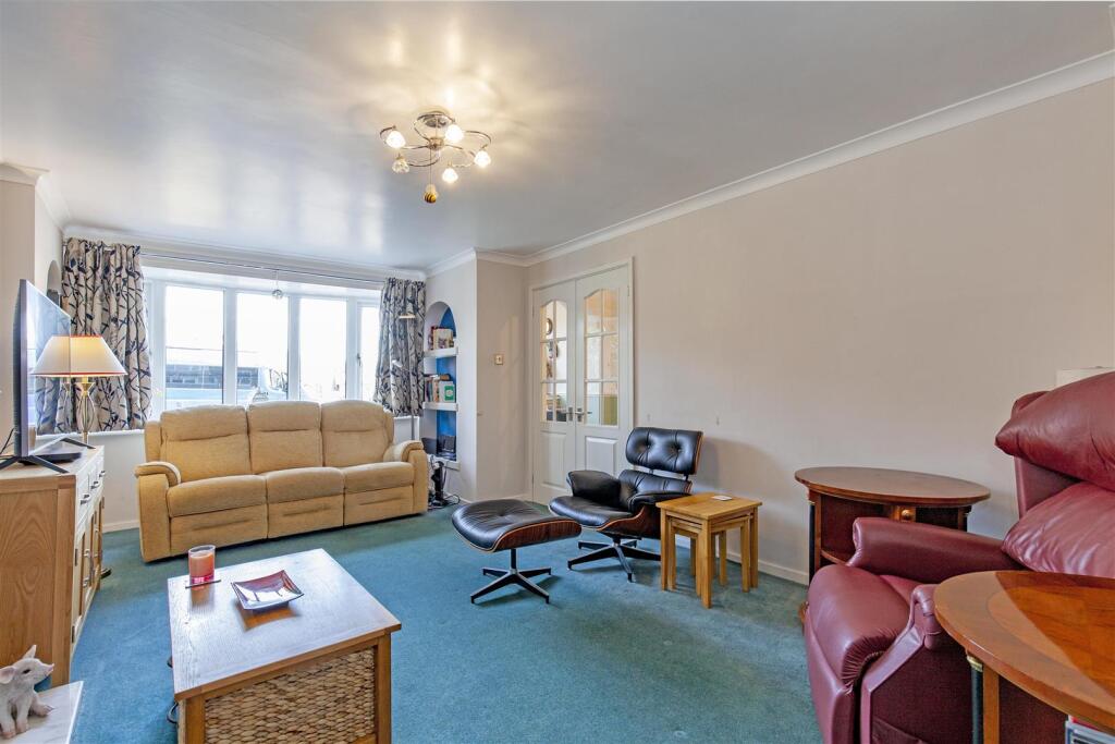 Reception Room-1.jpg