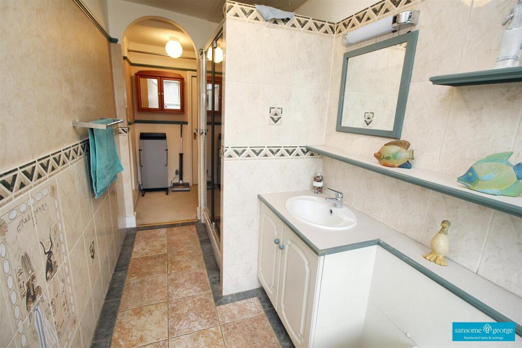 En-Suite Shower Room