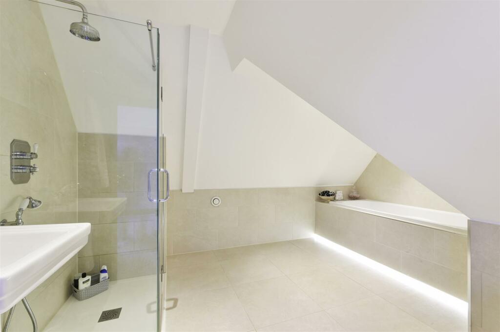 WOODCOTE PARK, 12C- (3).jpg