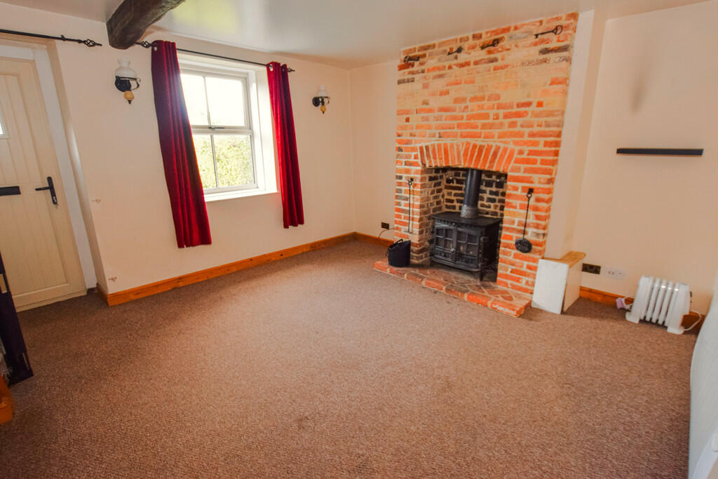 LIVING ROOM 1