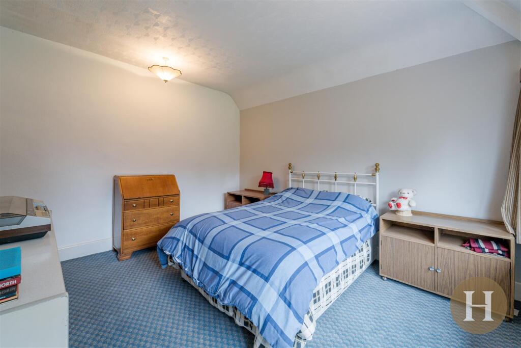 Hadleigh Estate Agents-2.jpg