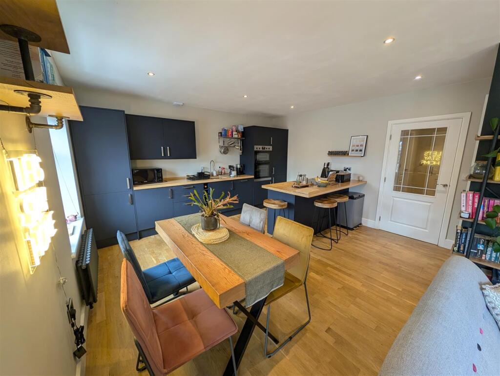 Open Plan Lounge/Diner/Kitchen