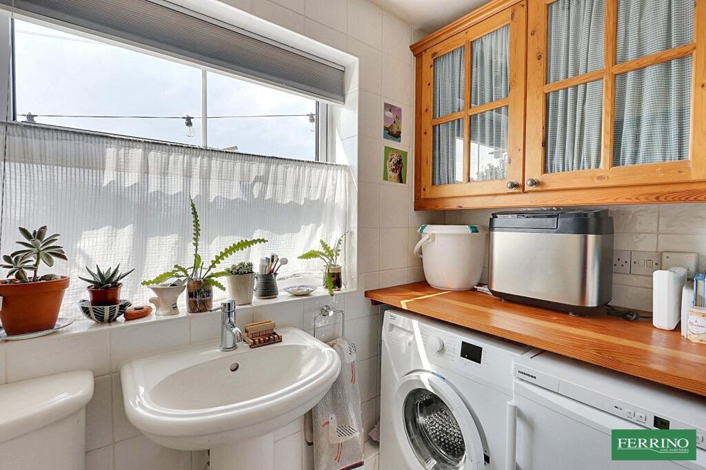 Utility/Cloakroom
