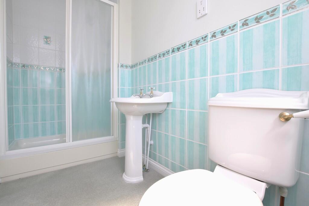En-suite 2 edited