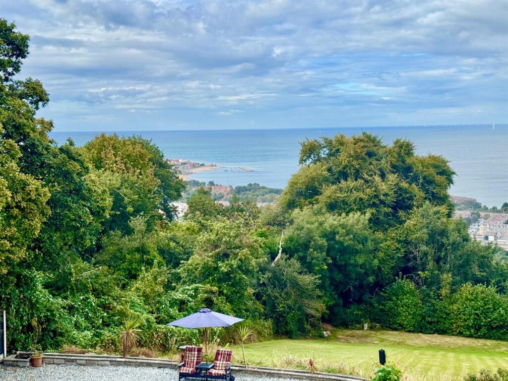 PHOTO-2025-09-05-10-47-50 (6).jpg