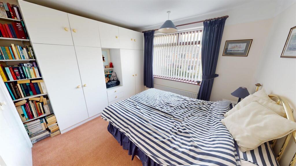 Sandfield Road Bedroom