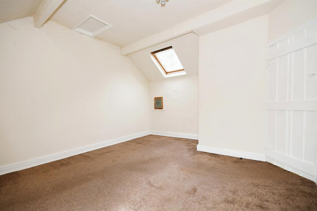 Bedroom / Sitting Room