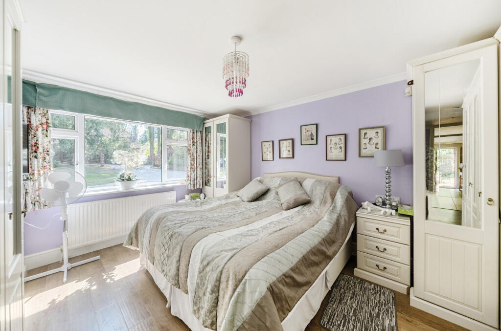 1318436-5-6863eb4...