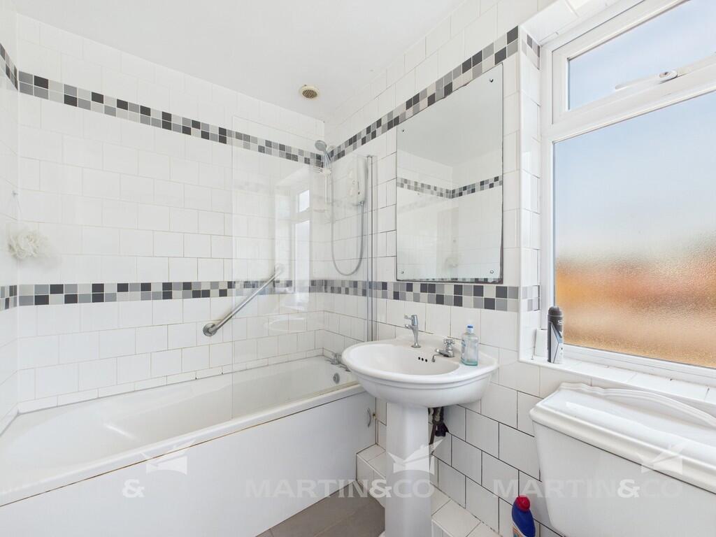 CAM02406G0-PR0411...