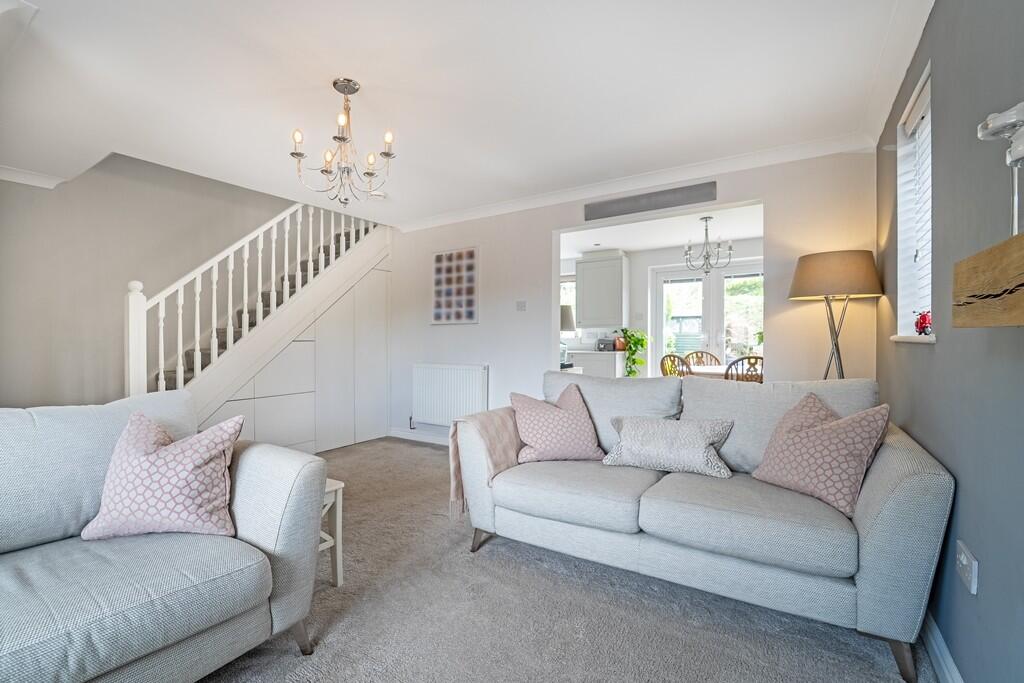 Living Room/Loung...