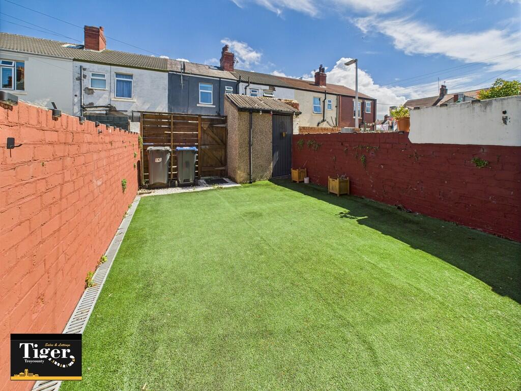 CAM02176G0-PR0644...