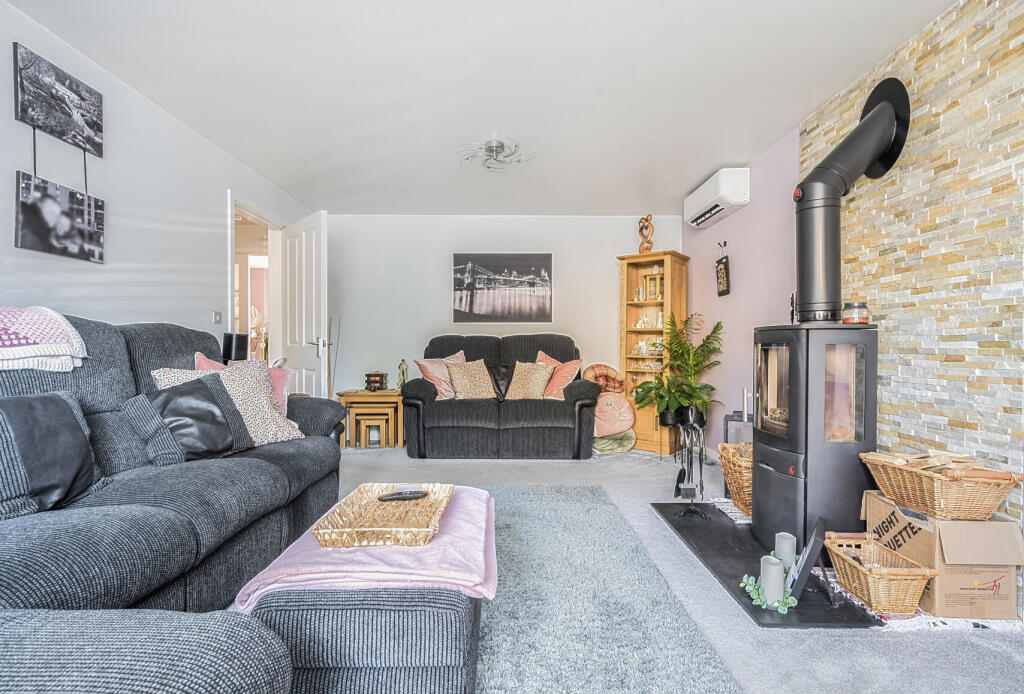 1311063-21-685301...