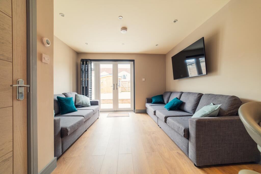 another student property from Award winning CPS HO