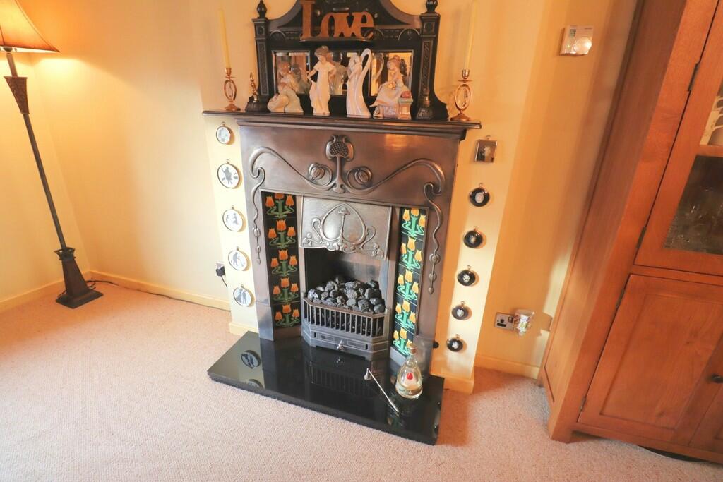 Dining Room - Fea...