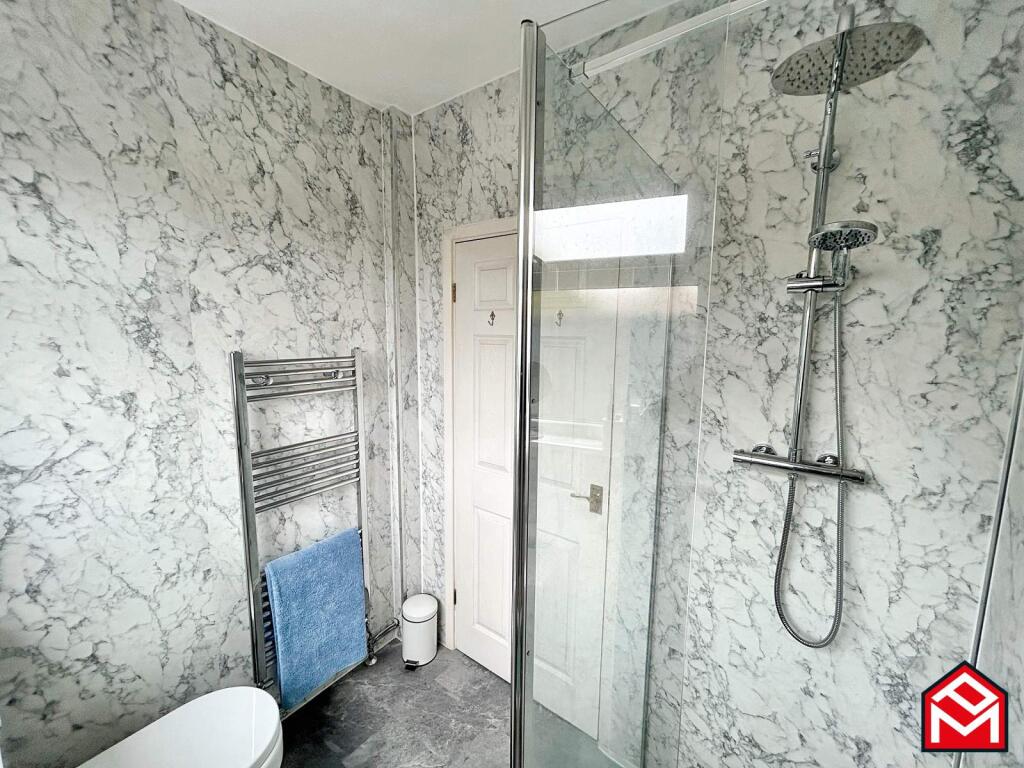 Family Shower Room