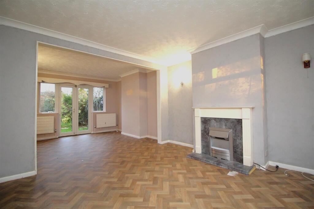 living room 1.JPG