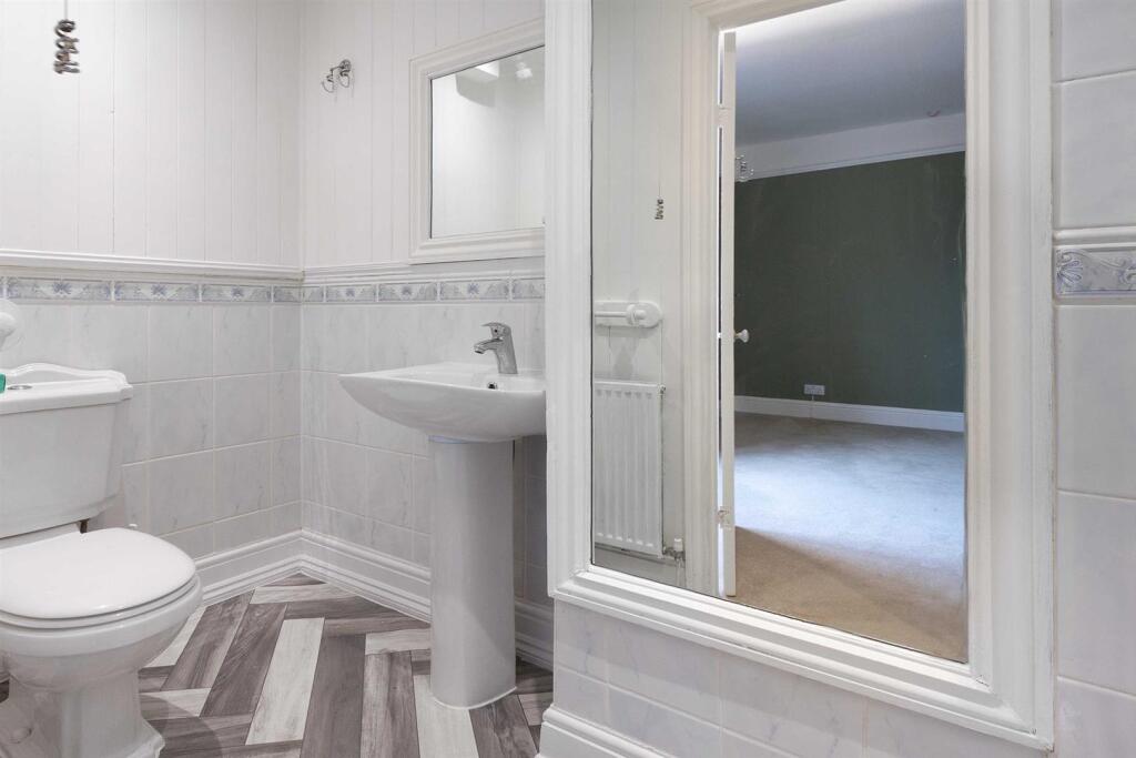 8 Elsee Road, Rugby (40).jpg