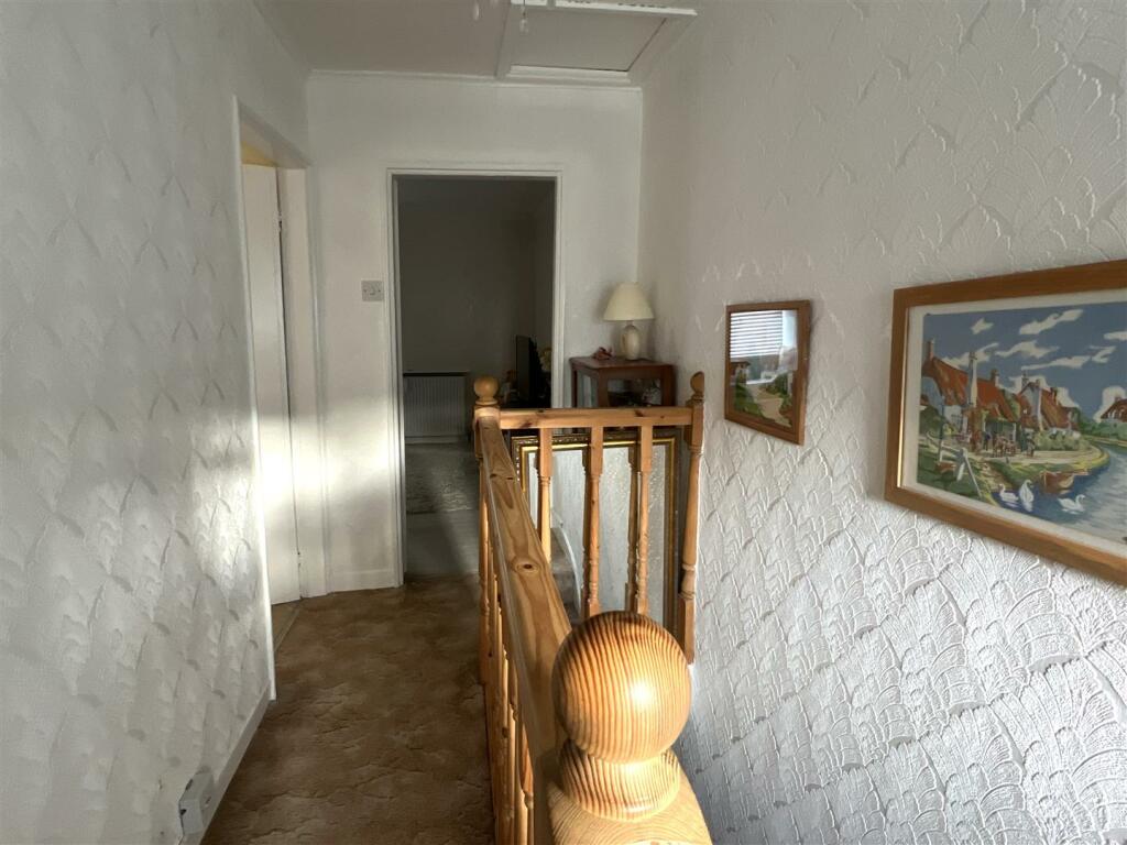 Landing &amp; Stairs