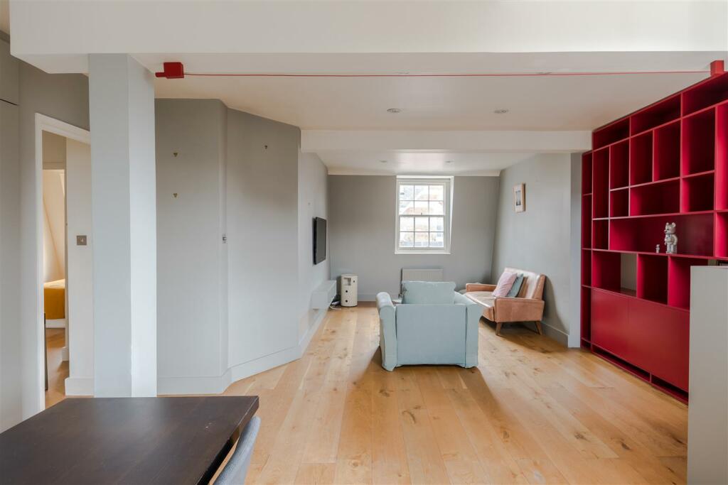 10, 9 Hanson Street-3.jpg