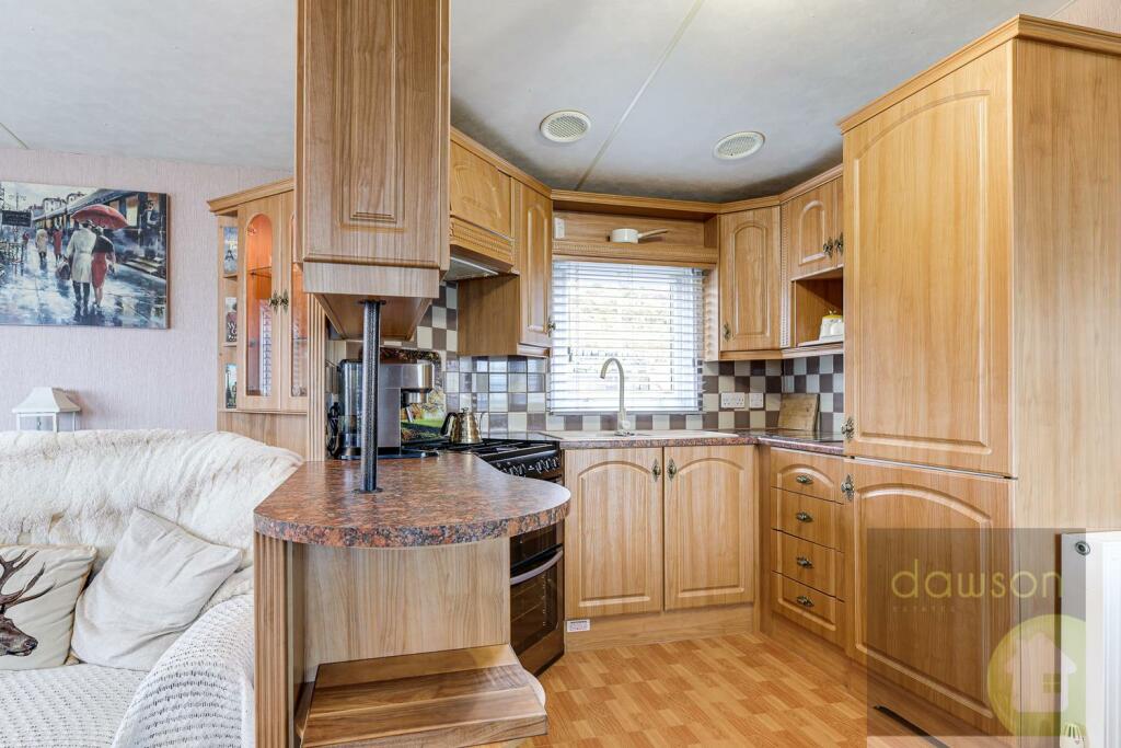 Lounge/Kitchen