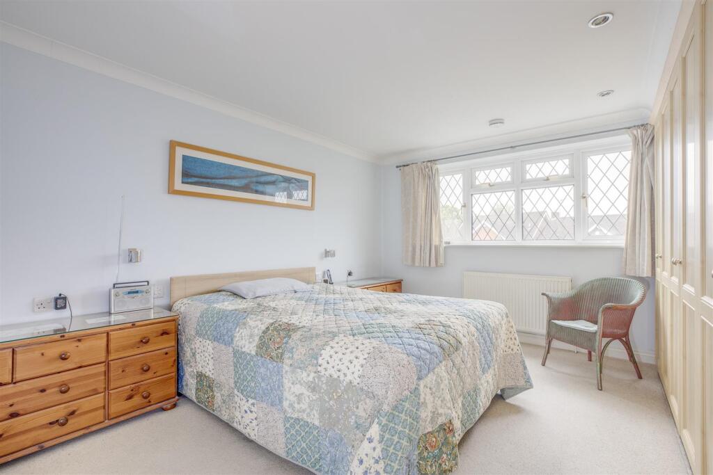 43 Wheeler Avenue, HP10 8EB-1.jpg