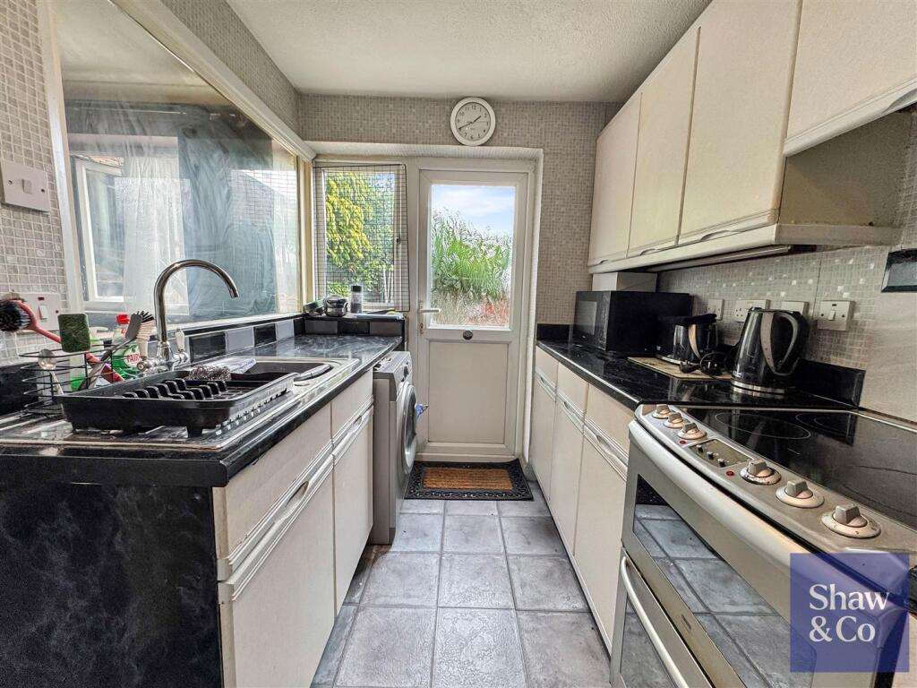 Kitchen..jpeg