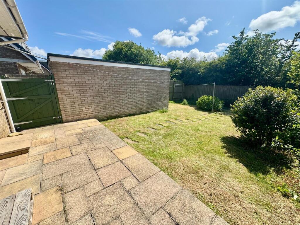 Garden 2.jpg