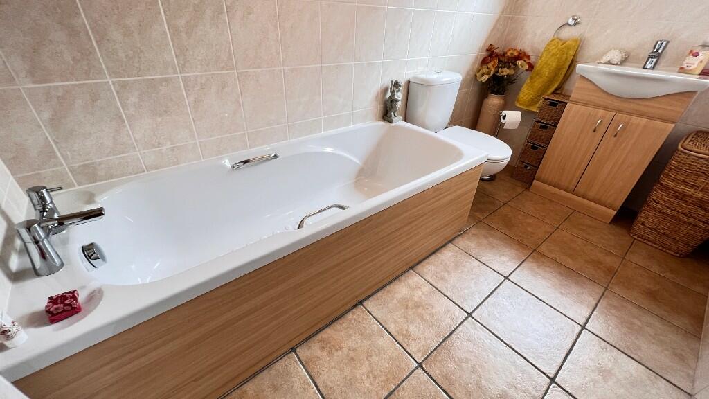 Bathroom/w.c.