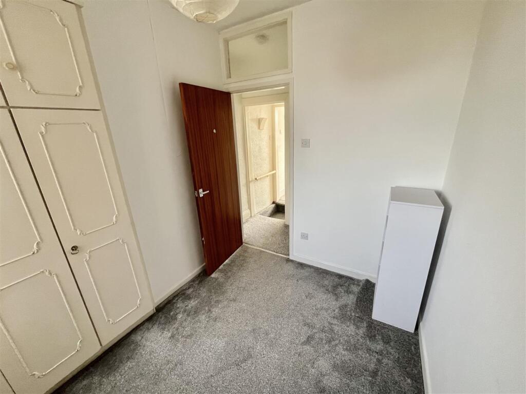 Bedroom 2 Aspect 2