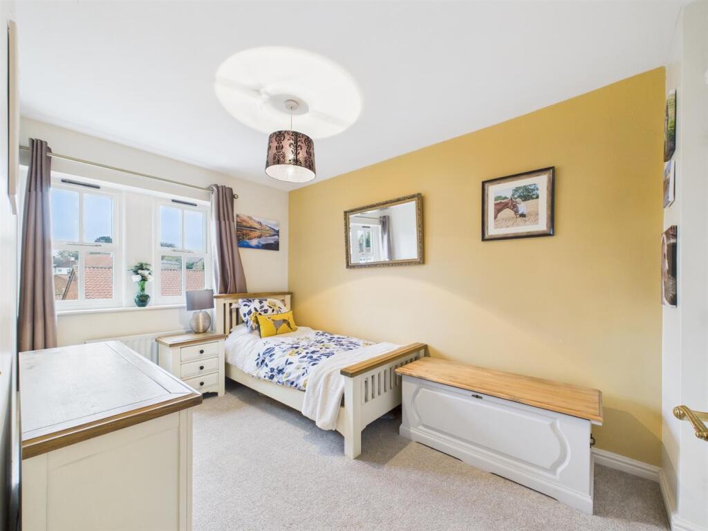 Bedroom 2.jpg