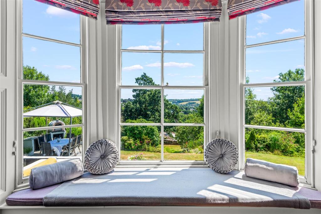 Drawing Room Bay Window