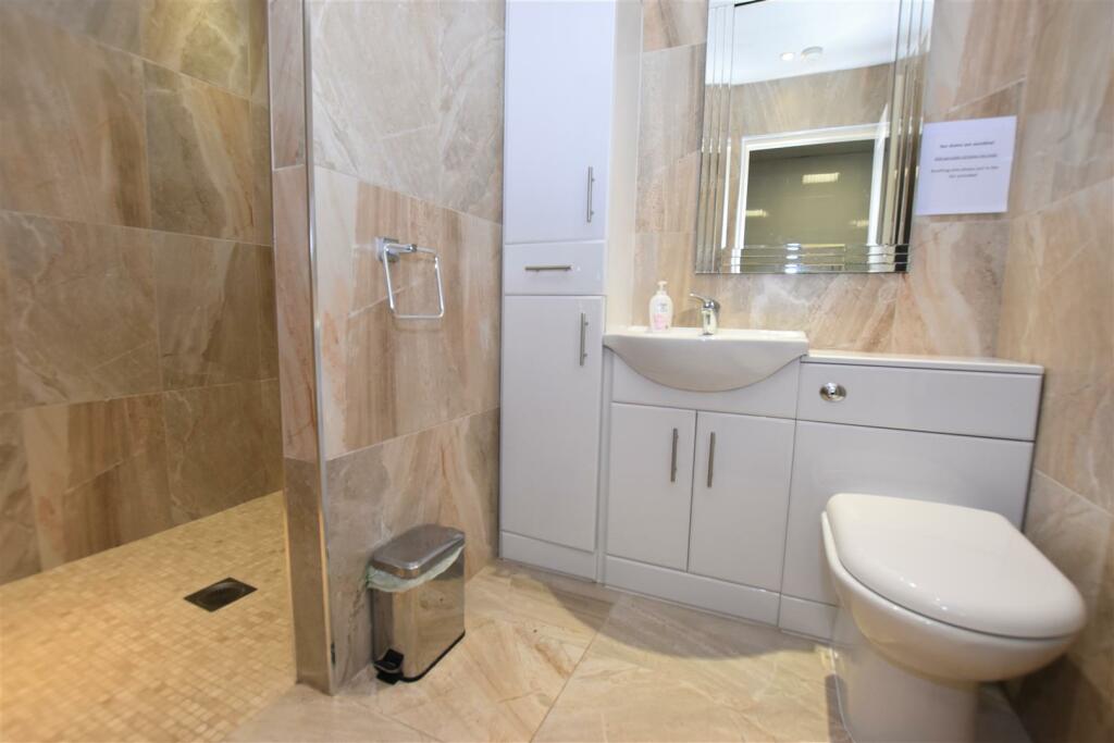 Outbuilding - Shower Area.jpg
